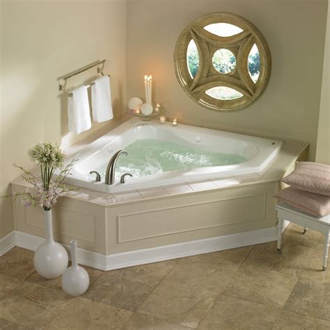 rooms with jetted tubs